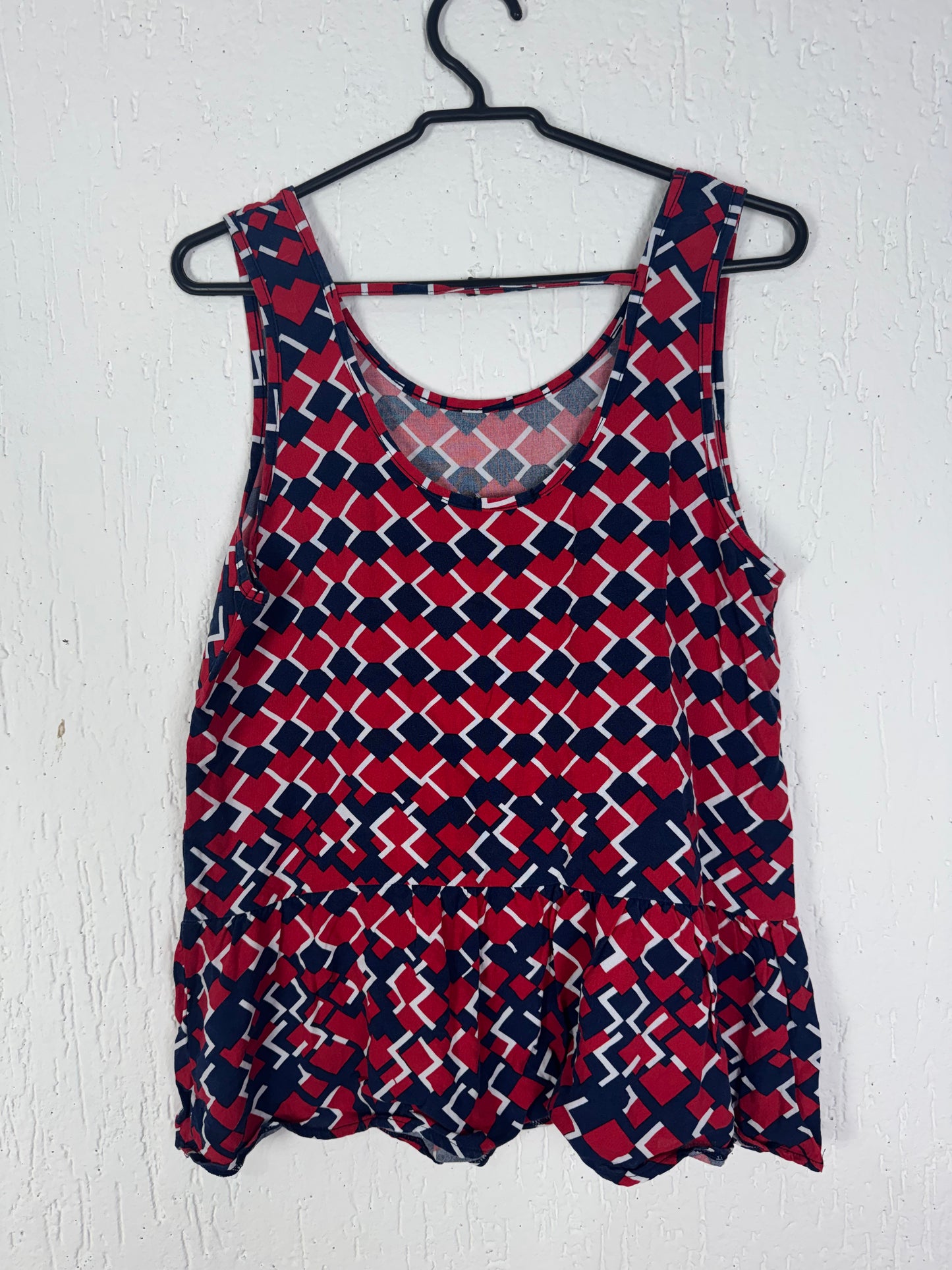 Regata Peplum Alças Médias Geométrica