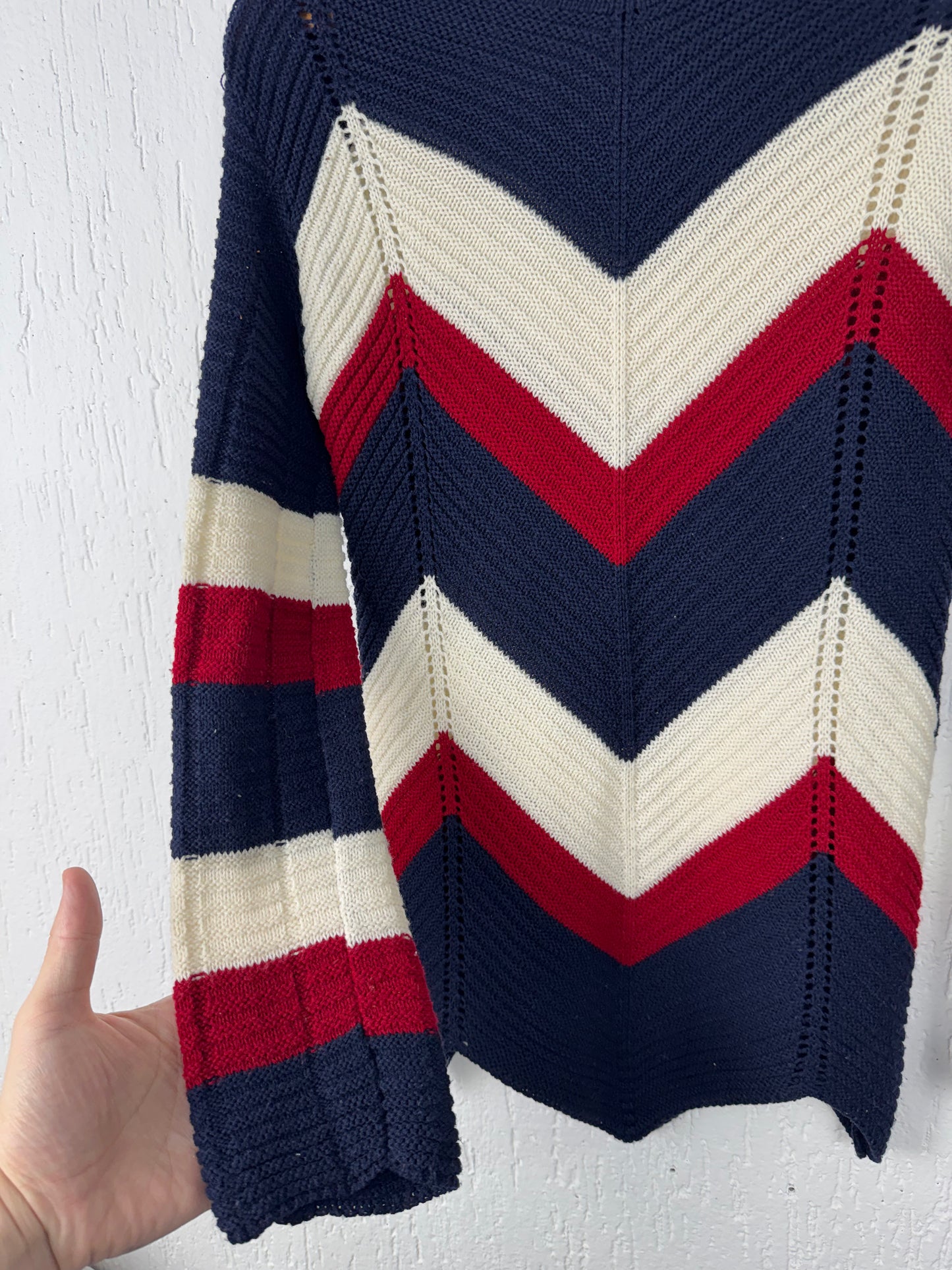 Blusa Tricot Chevron Marinho, Branco e Vermelho