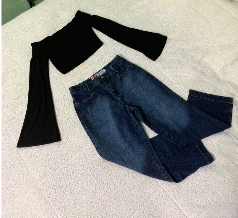 Kit look estiloso: Blusinha Ombro a ombro tam P + Calça Jeans Reta tam 38
