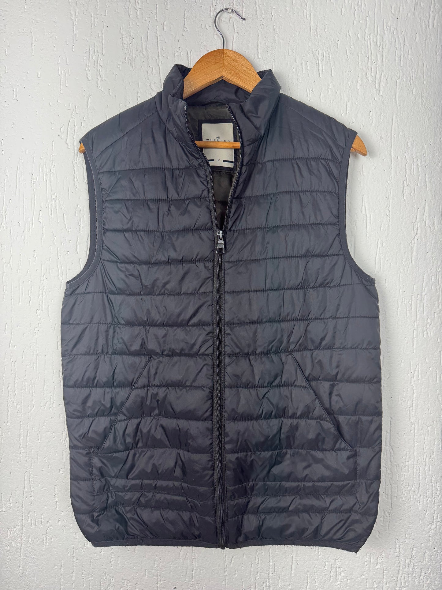 Colete Puffer Preto AL Weekend • Leve e Minimalista