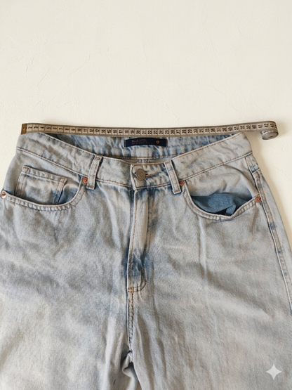 Calça Mom tam 42