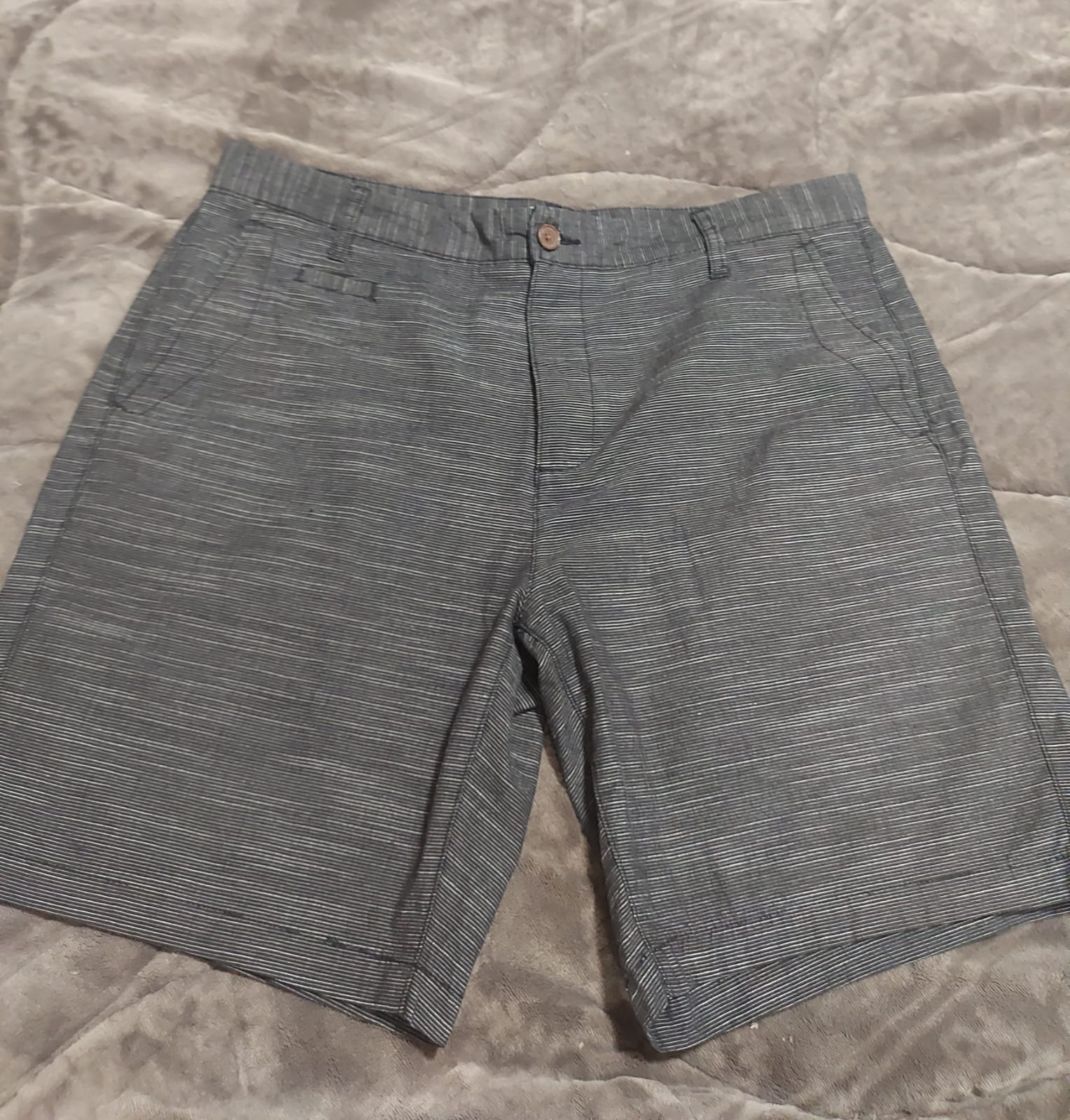 Bermuda masculina risca de giz preta tamanho 46