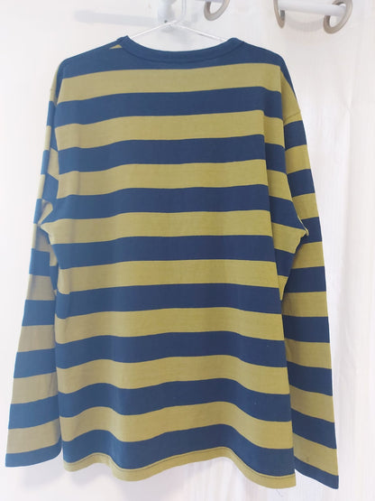 Blusa modal em listras azul marinho e verde oliva, da Gatos&Atos, lindíssima, atemporal, tamamho G de etiqueta mas serve até 44 ( peça ampla )