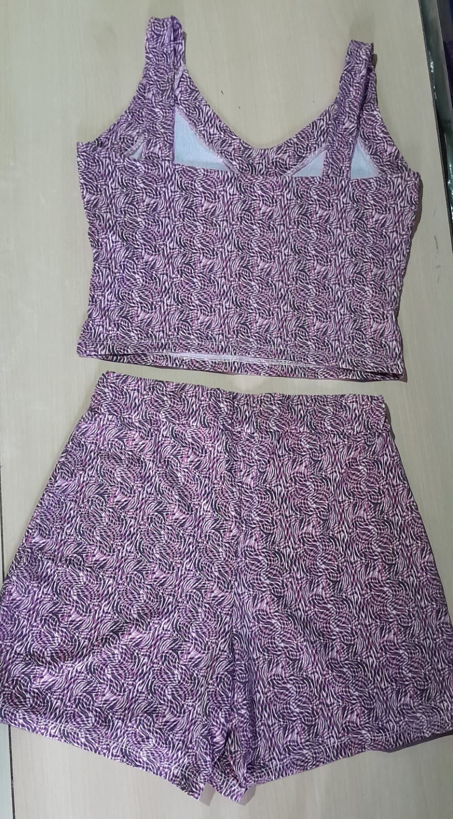 Conjunto Cropped e Short Fitness com Estampa Animal - Rosa M