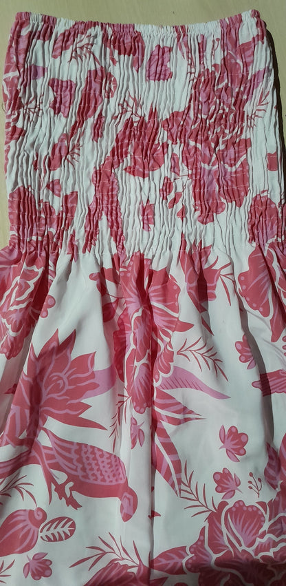 Vestido Tomara que Caia Floral com Lastex – Estampa Rosa e Branca M