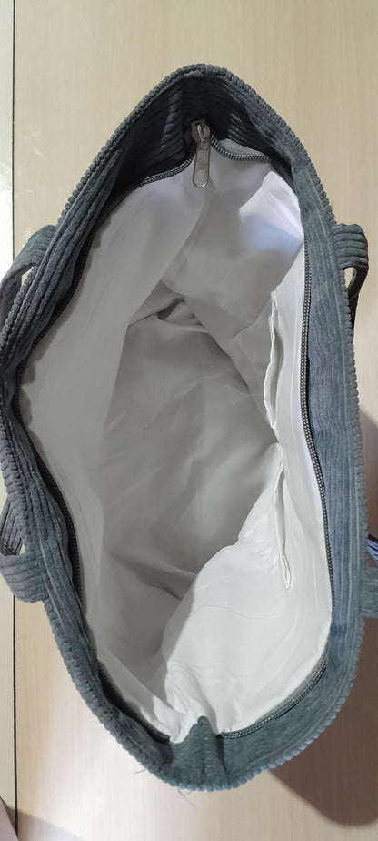Bolsa Tote de Veludo Cotelê Cinza Forrada