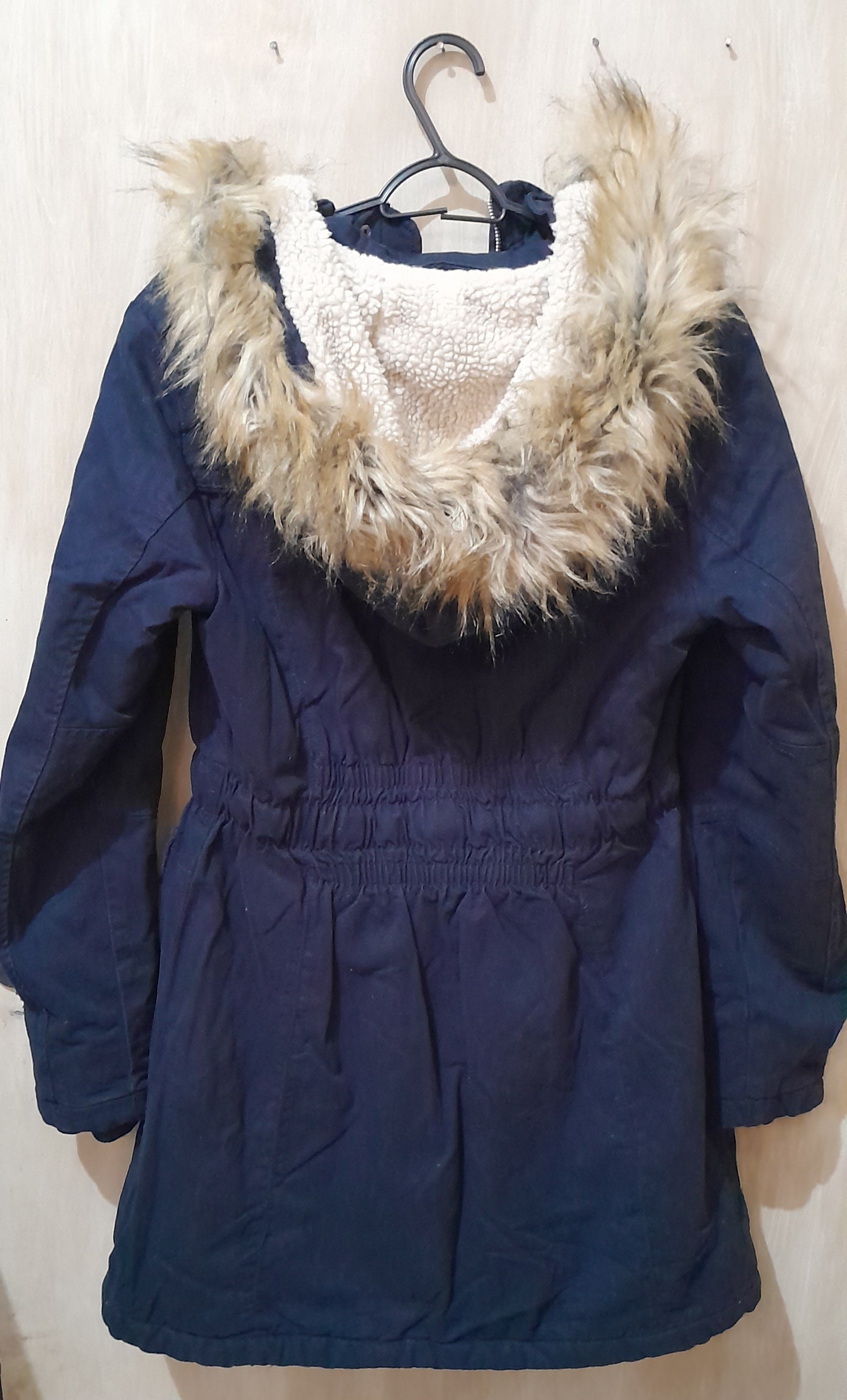 Parka Feminina Azul-Marinho com Capuz de Pelo Sintético e Forro de Lã CHAOS CRUCKER