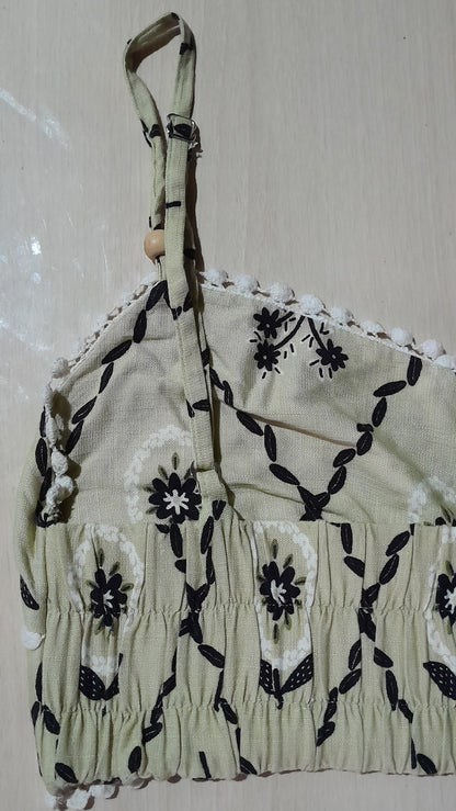 Cropped Feminino BLUESTEEL com Estampa Floral e Detalhes em Pompons M