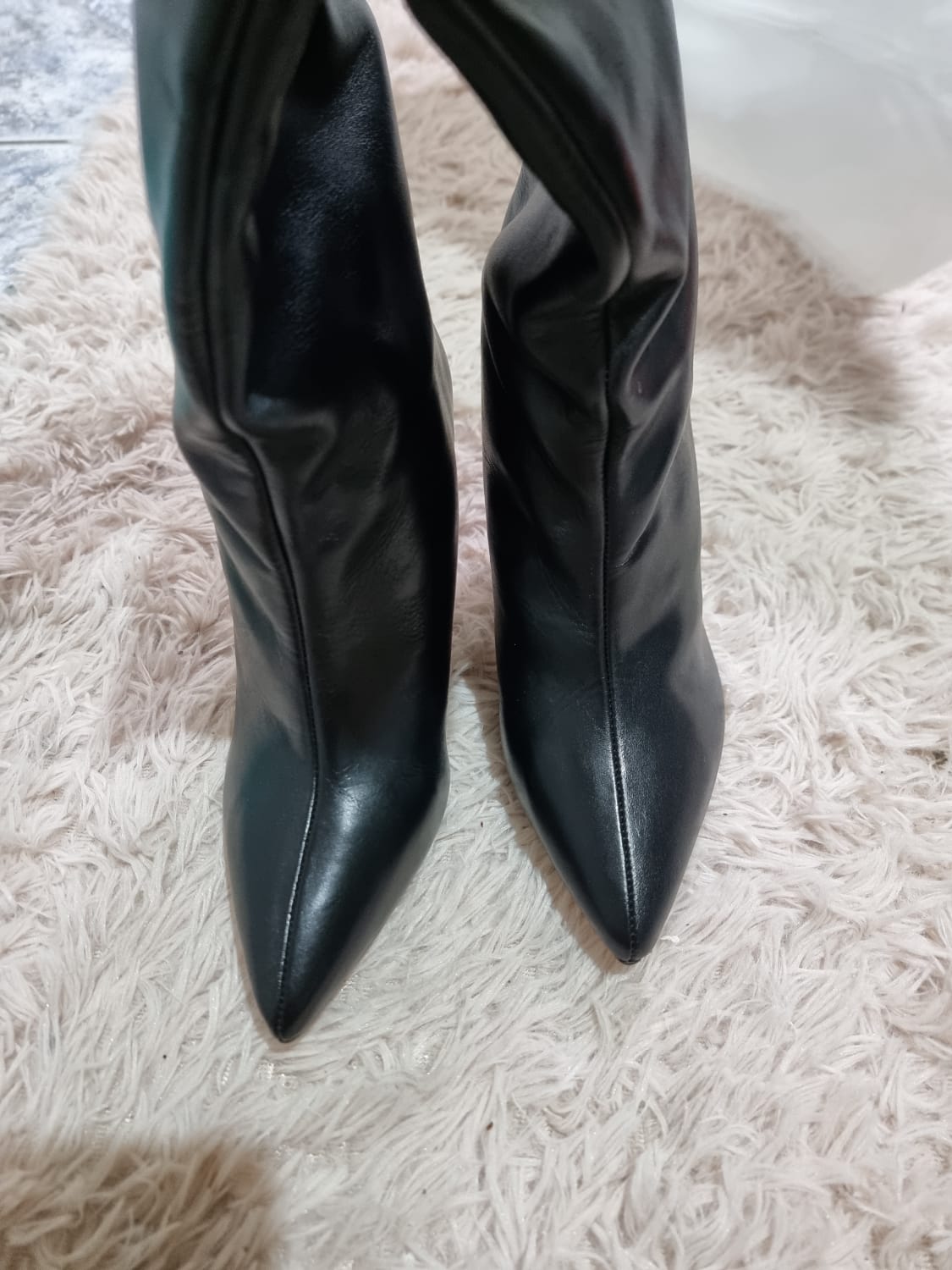 Bota Cano Alto Couro Preta Arezzo – Tamanho 34 (Nova)