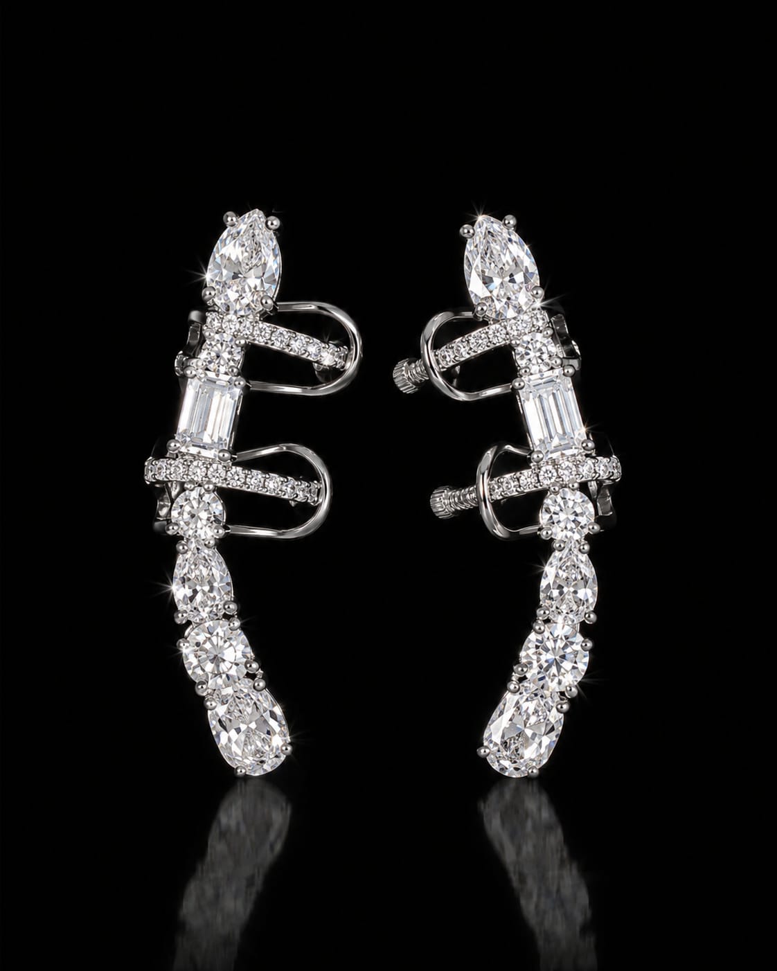 Brinco Ear Cuff Piercing Cravejado em Zircônias Importado Prata 295