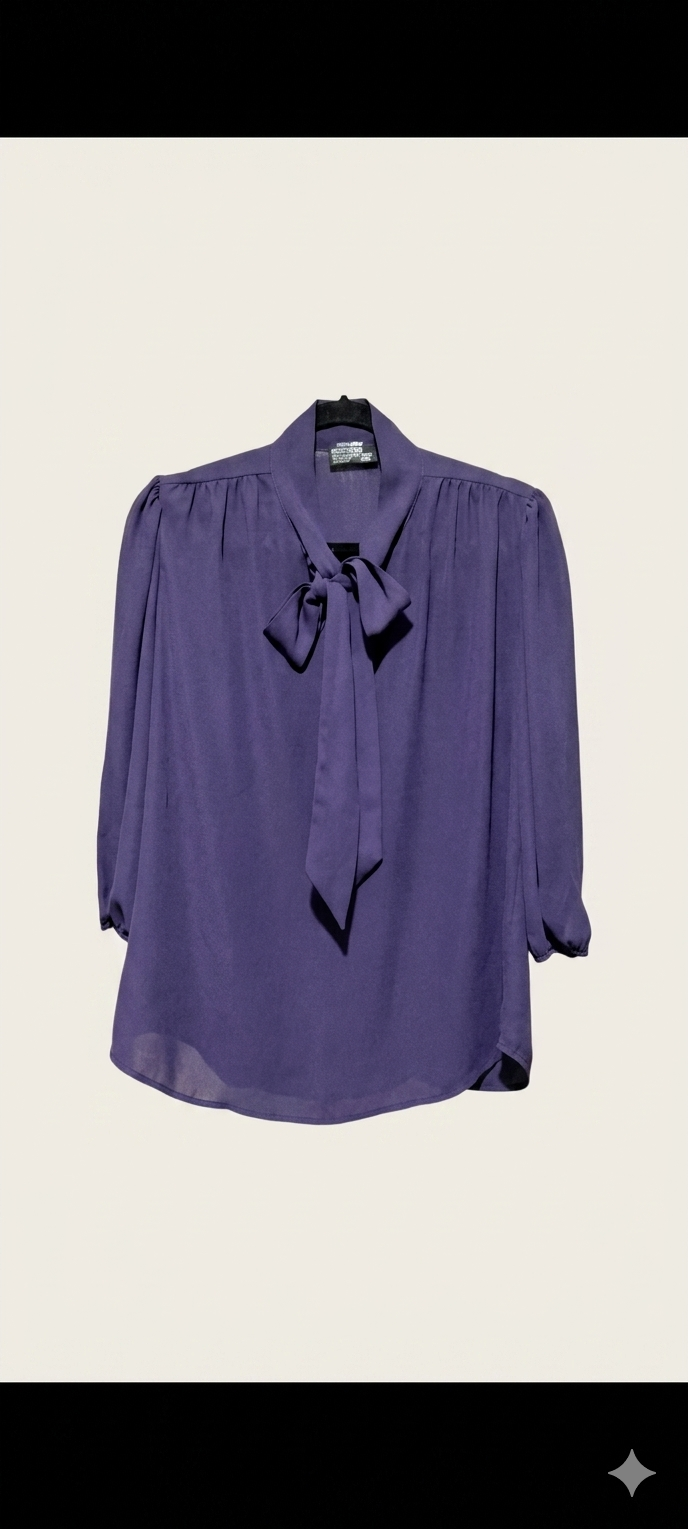 Blusa Elegante Tom Uva com Laço - Tecido Leve e Sofisticado (Tam M)