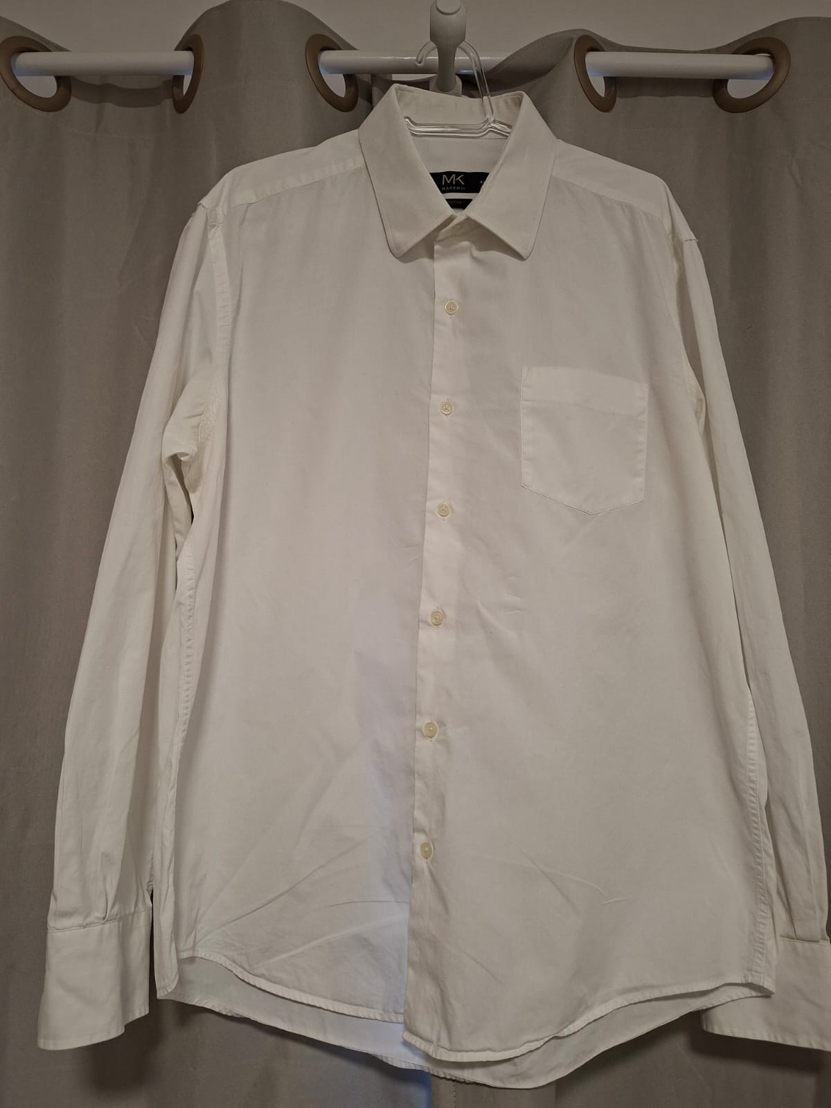 Camisa masculina da Makenji, modelo confort, 100% algodão,tamanho 41( G ), em excelente estado!!!