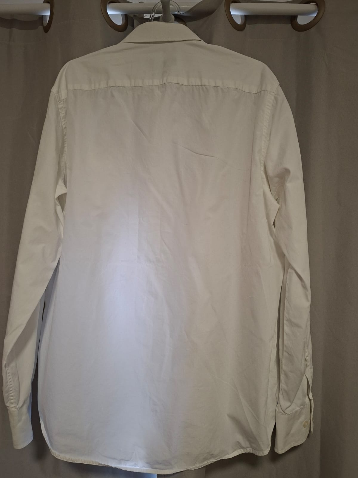 Camisa masculina da Makenji, modelo confort, 100% algodão,tamanho 41( G ), em excelente estado!!!