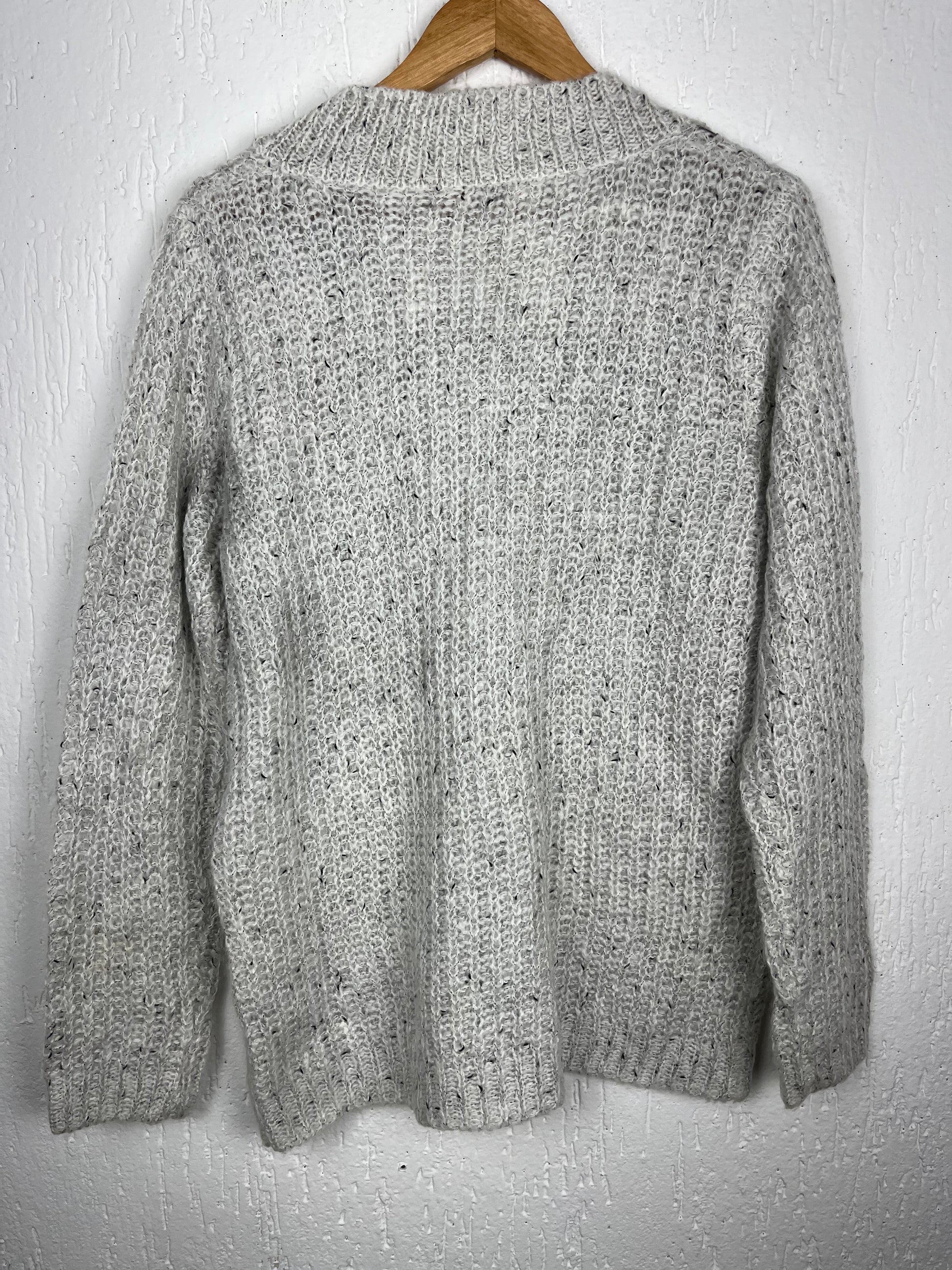 Blusa de Frio em Crochê Artesanal mescla – Quentinha e Elegante