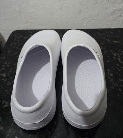 Babuche Branco Yvate – Sapato EPI Antiderrapante