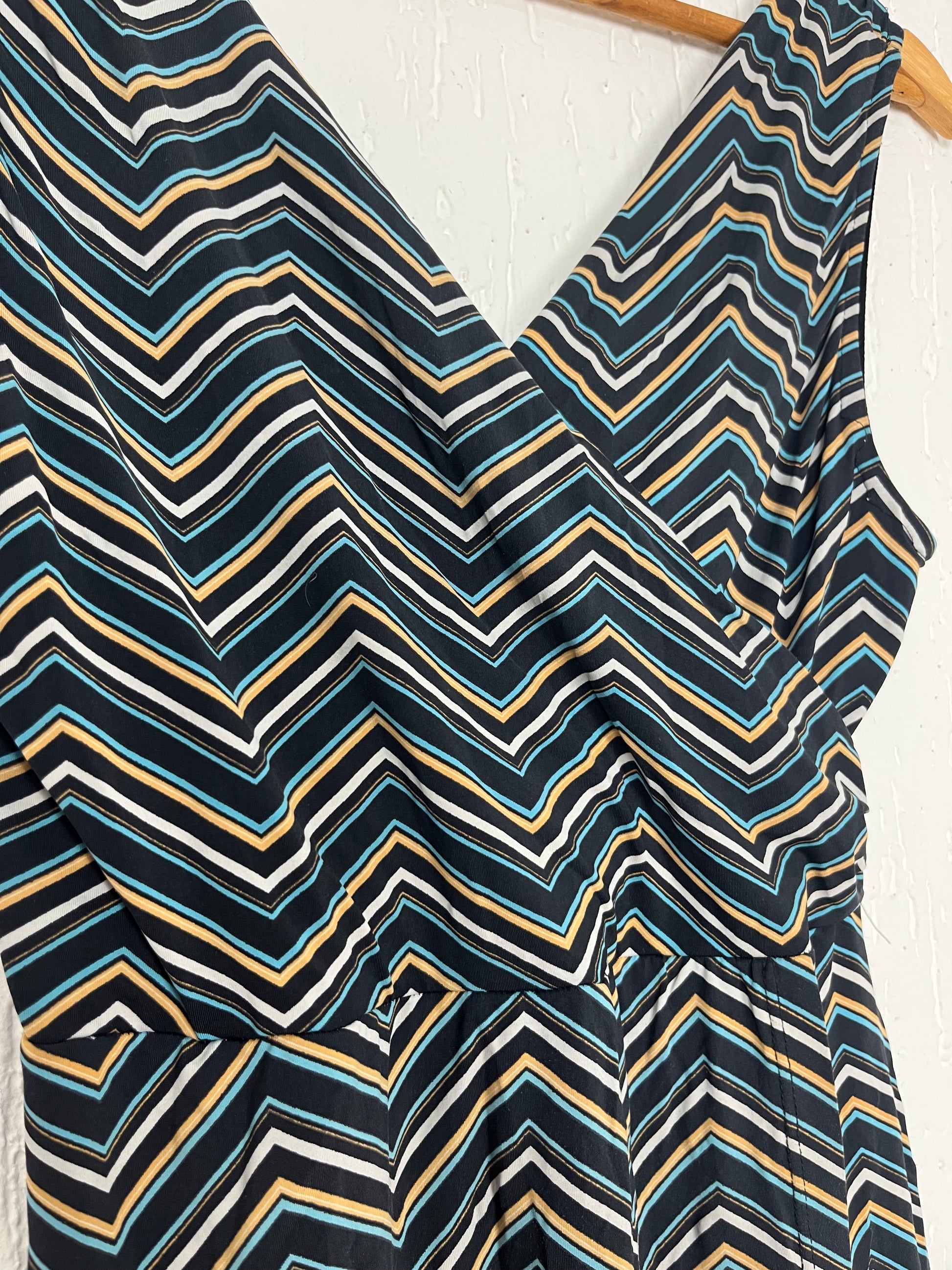 Vestido decote em v