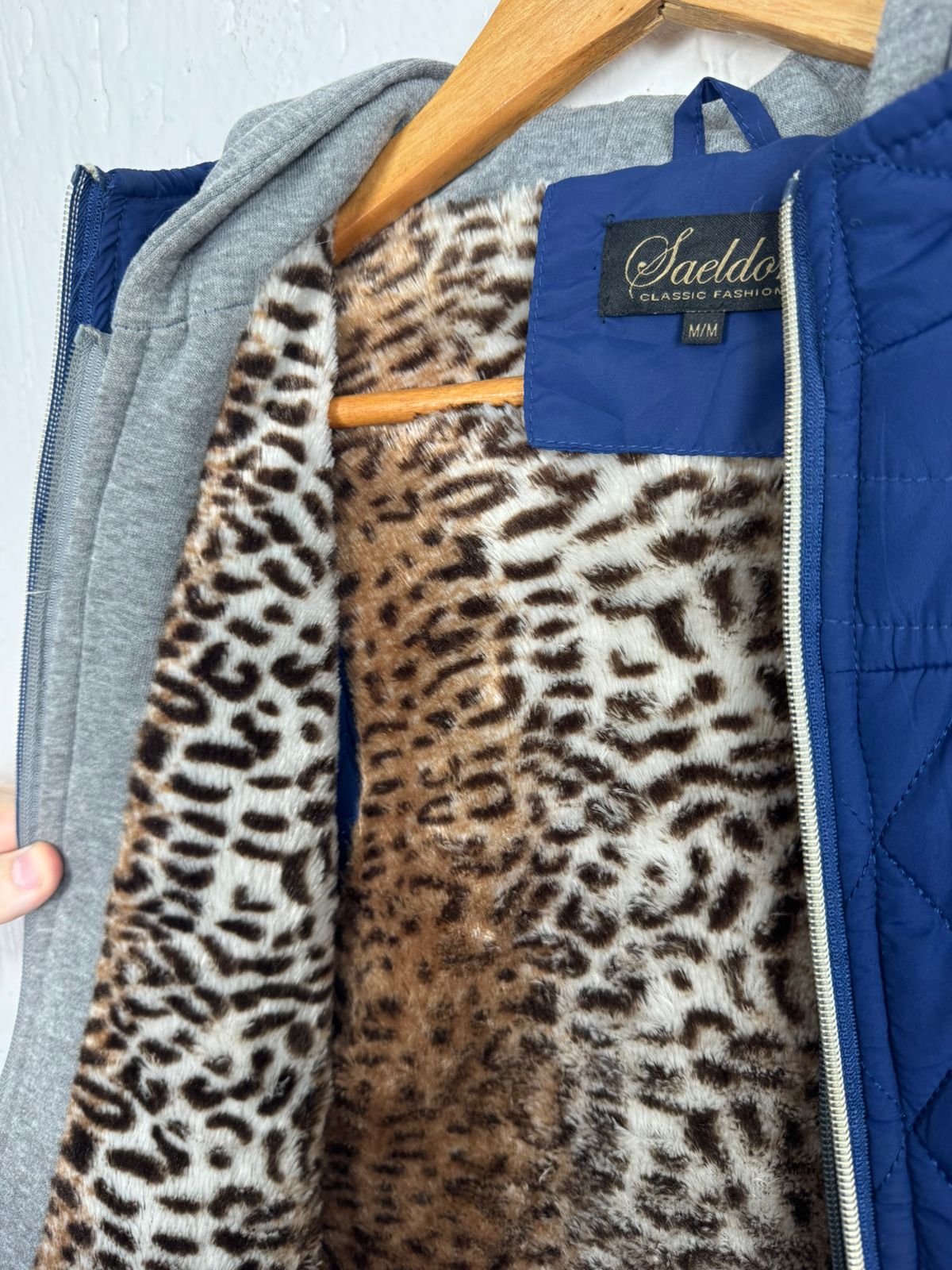 Feminino Puffer Matelassê com Capuz Moletom – Azul Royal tamanho M