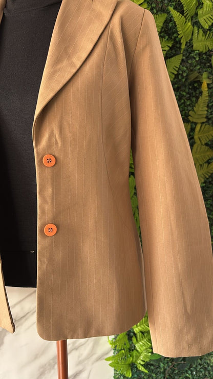 Blazer bege cortelle risca giz branca forrado
