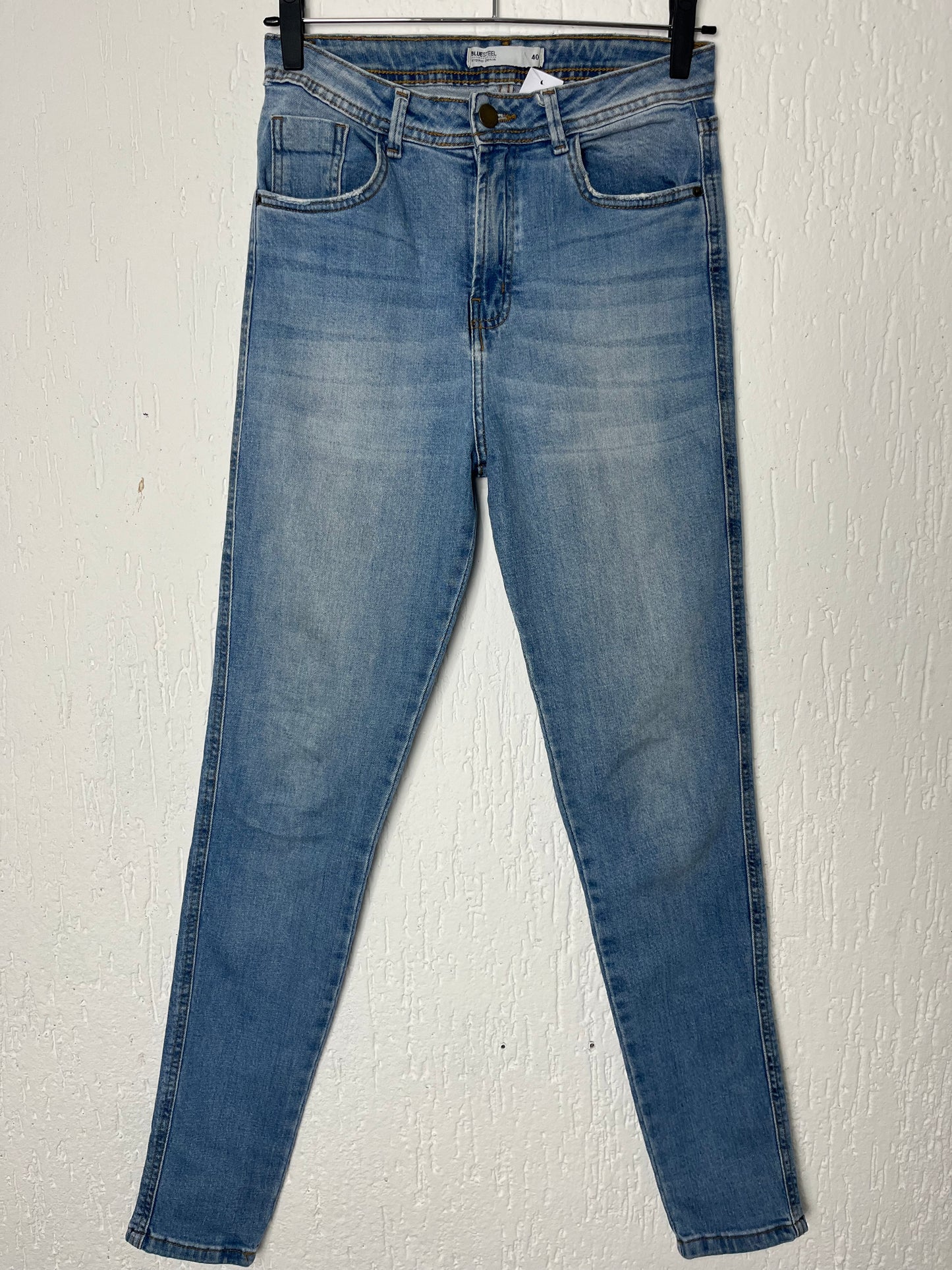 Calça Jeans Blue Steel Lavagem Média - Tamanho 40