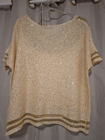 Blusa manga curta em tricô, com fios dourados, tamanho M, lindíssima!!!