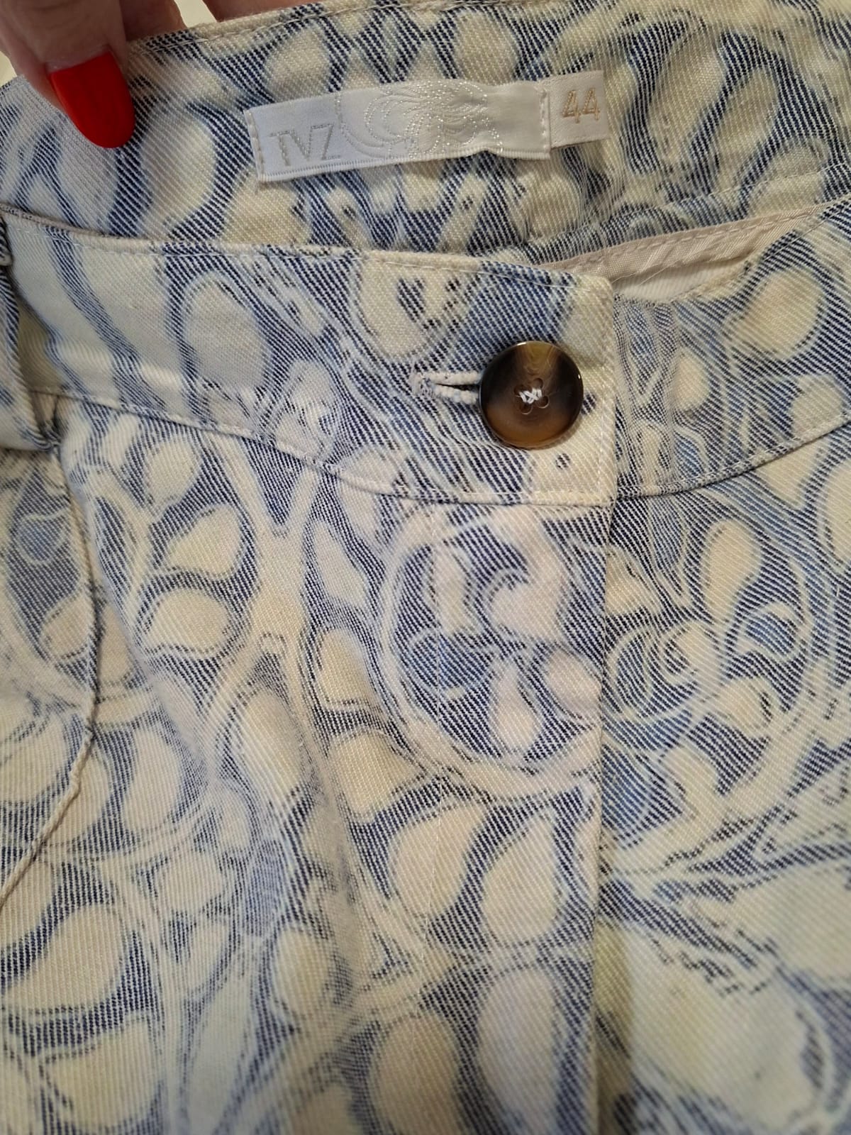 Calça de sarja TVZ estampada Azulejo Blue femimina tamanho 44