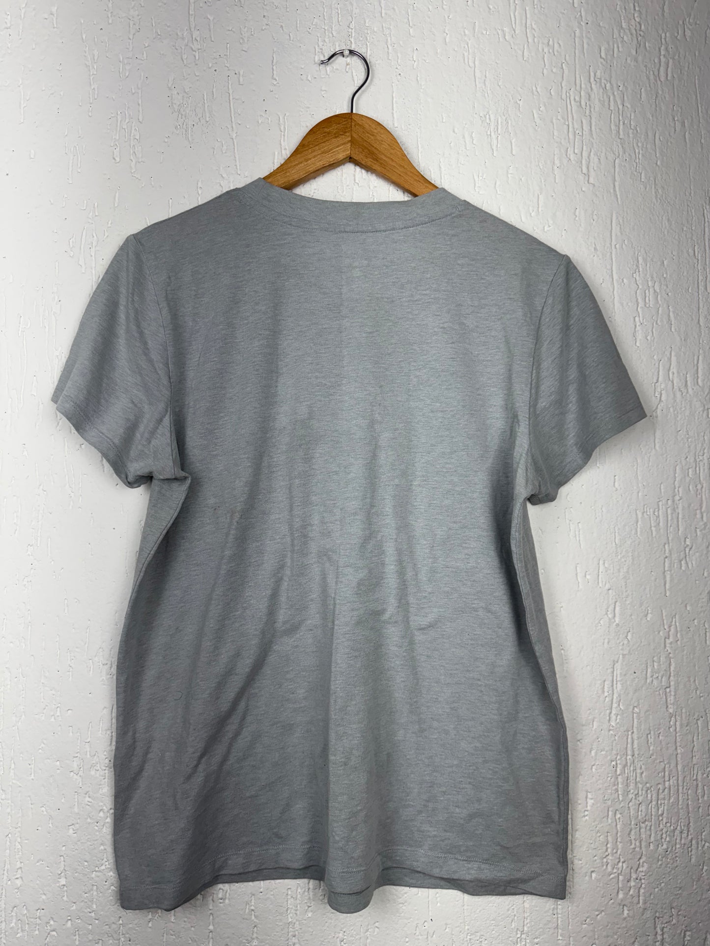Camiseta Under Armour Cinza Mescla Logo Centralizado