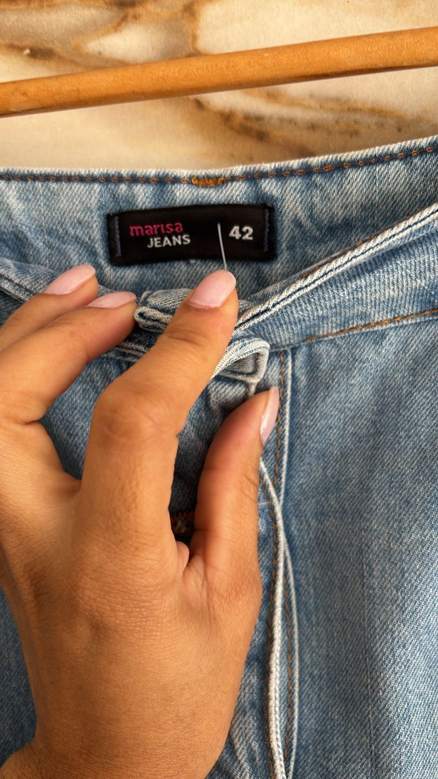 Saia mide jeans Marisa