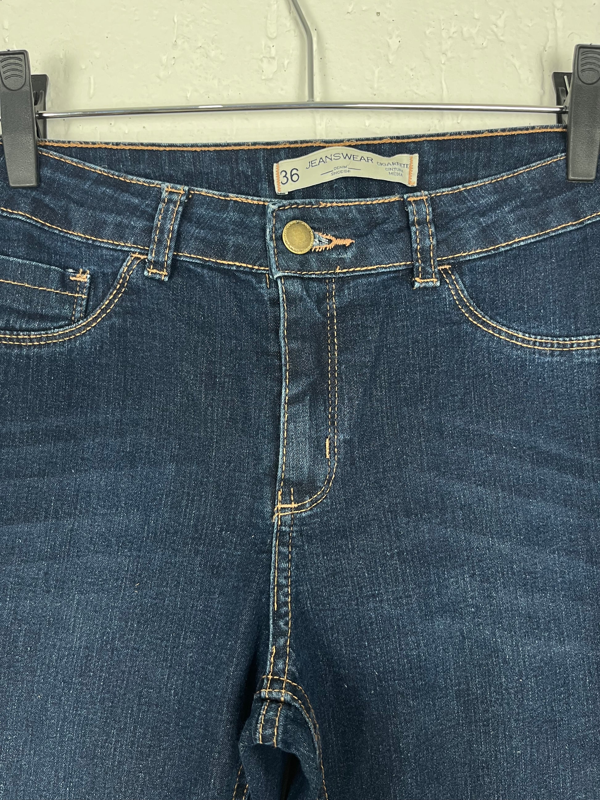 Calça Jeans Skinny com Elastano