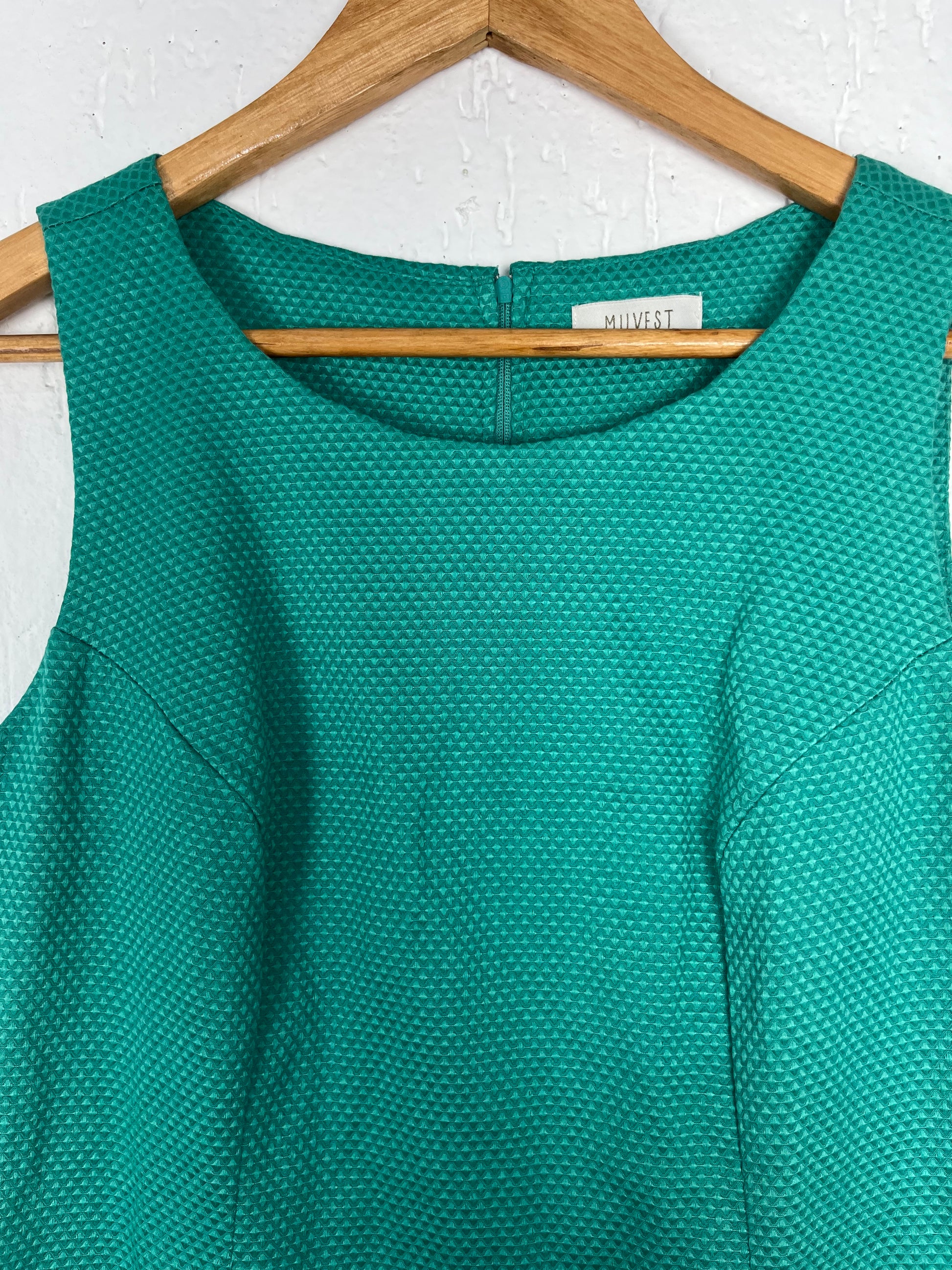 Vestido Tubinho Verde Texturizado - Marca Milvest