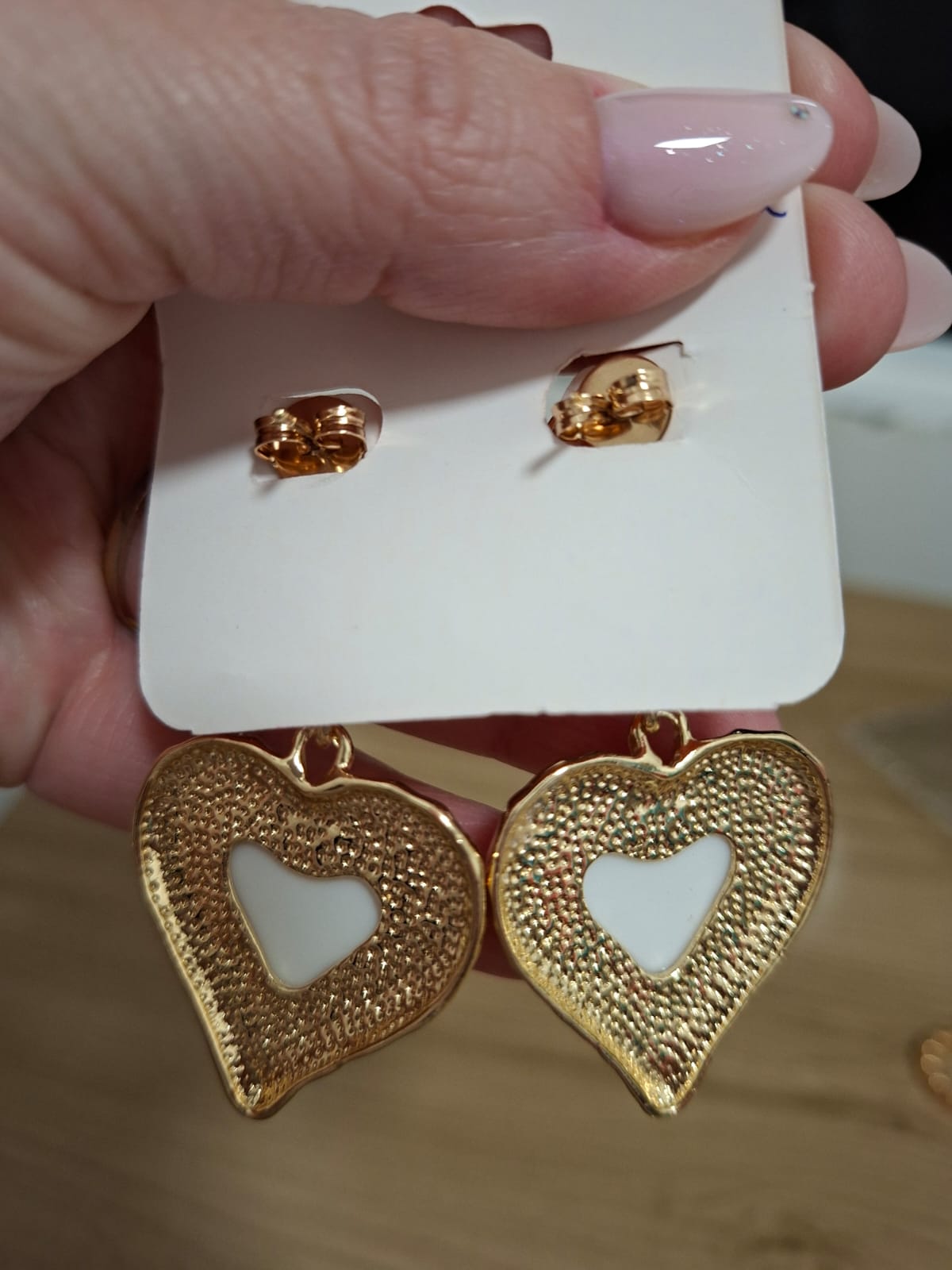 Conjunto de pulseira + brincos dourados banhados no verniz italiano com pérolas orgânicas, lindo e romântico!!!