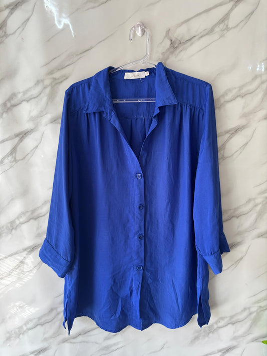 Camisa Alongada Azul Royal Carlota Costa – Abertura nas Laterais