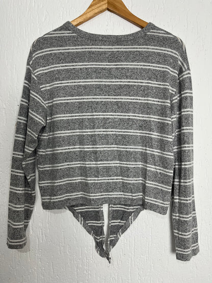 Blusa Manga Longa Listrada com Detalhe de Amarração