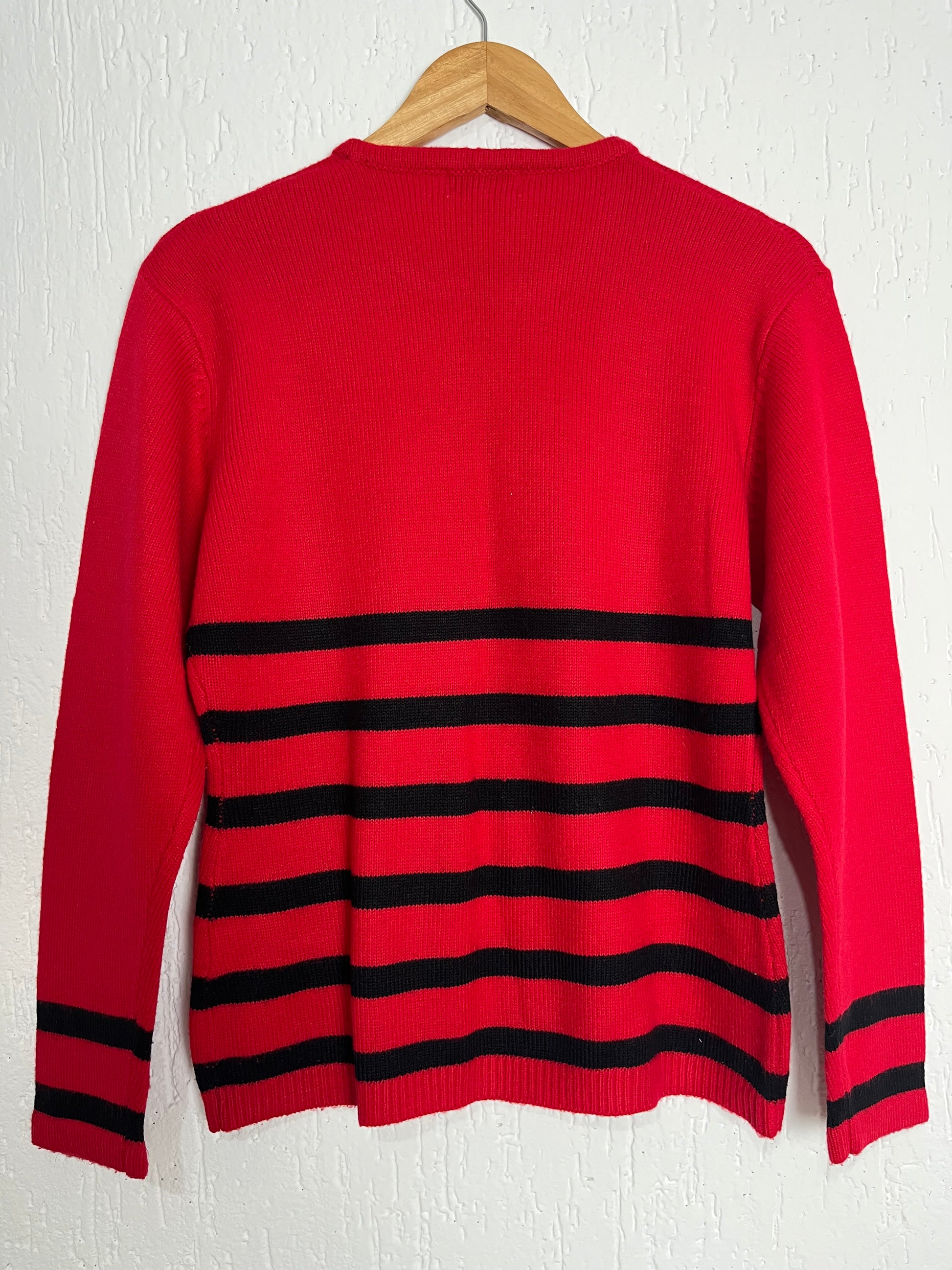 Suéter em tricot listrado