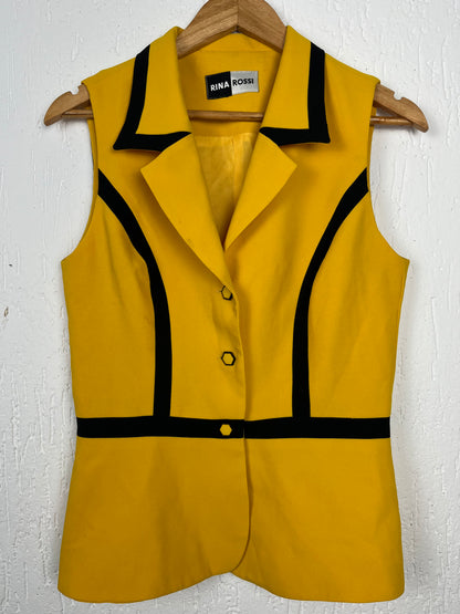 Colete Rina Rossi Amarelo Vibrante – Estilo Retrô Mod com Peplum