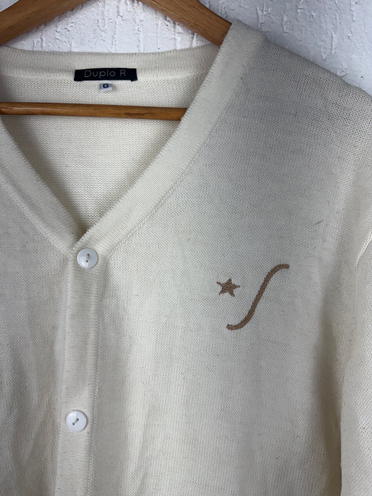 Cardigan Tricô Off-White Gola V Botões