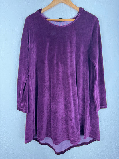 Blusa Túnica Veludo Roxo com Capuz Manga Longa