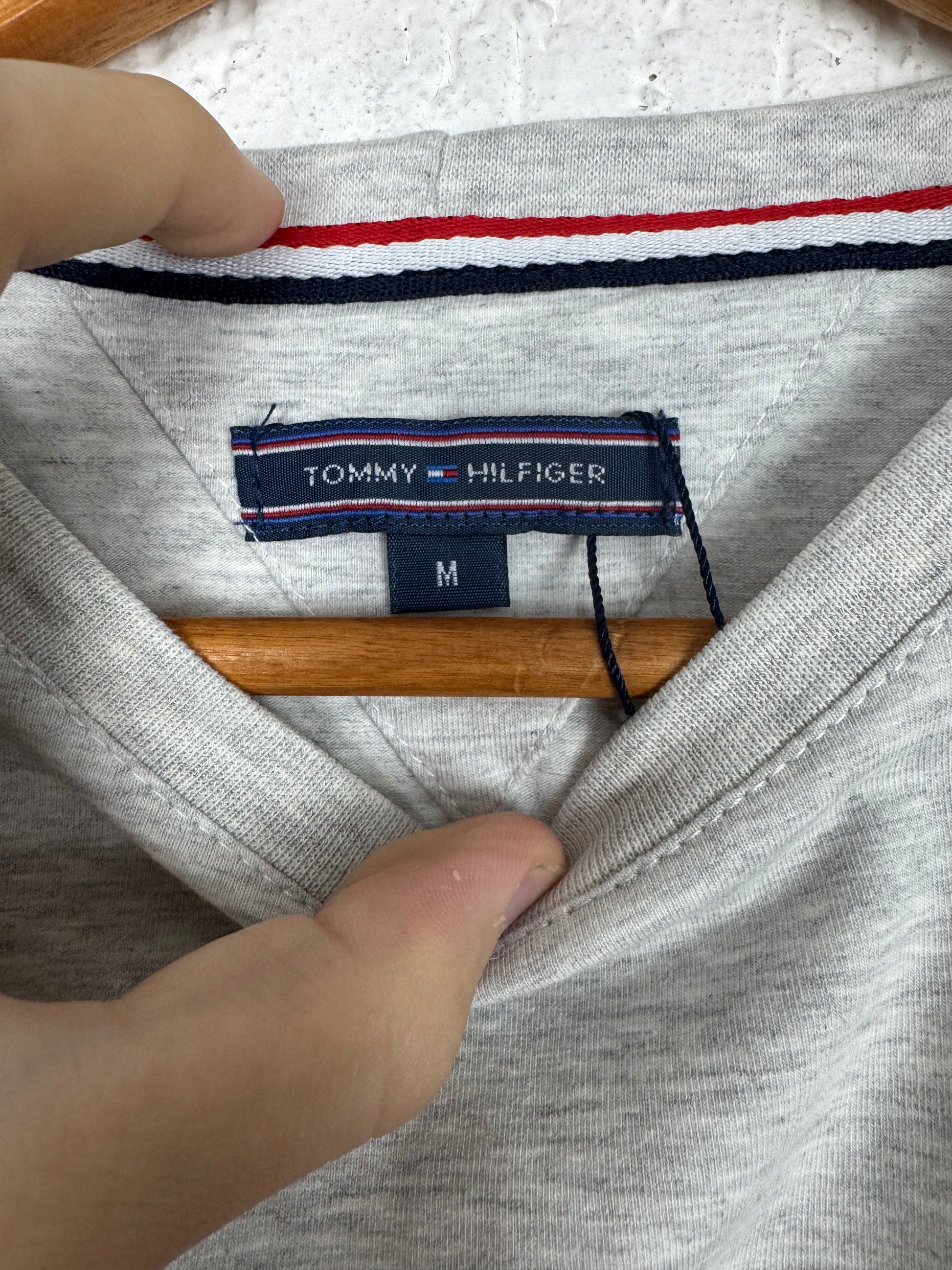 Camiseta Tommy Hilfiger Cinza Mescla Monograma H M
