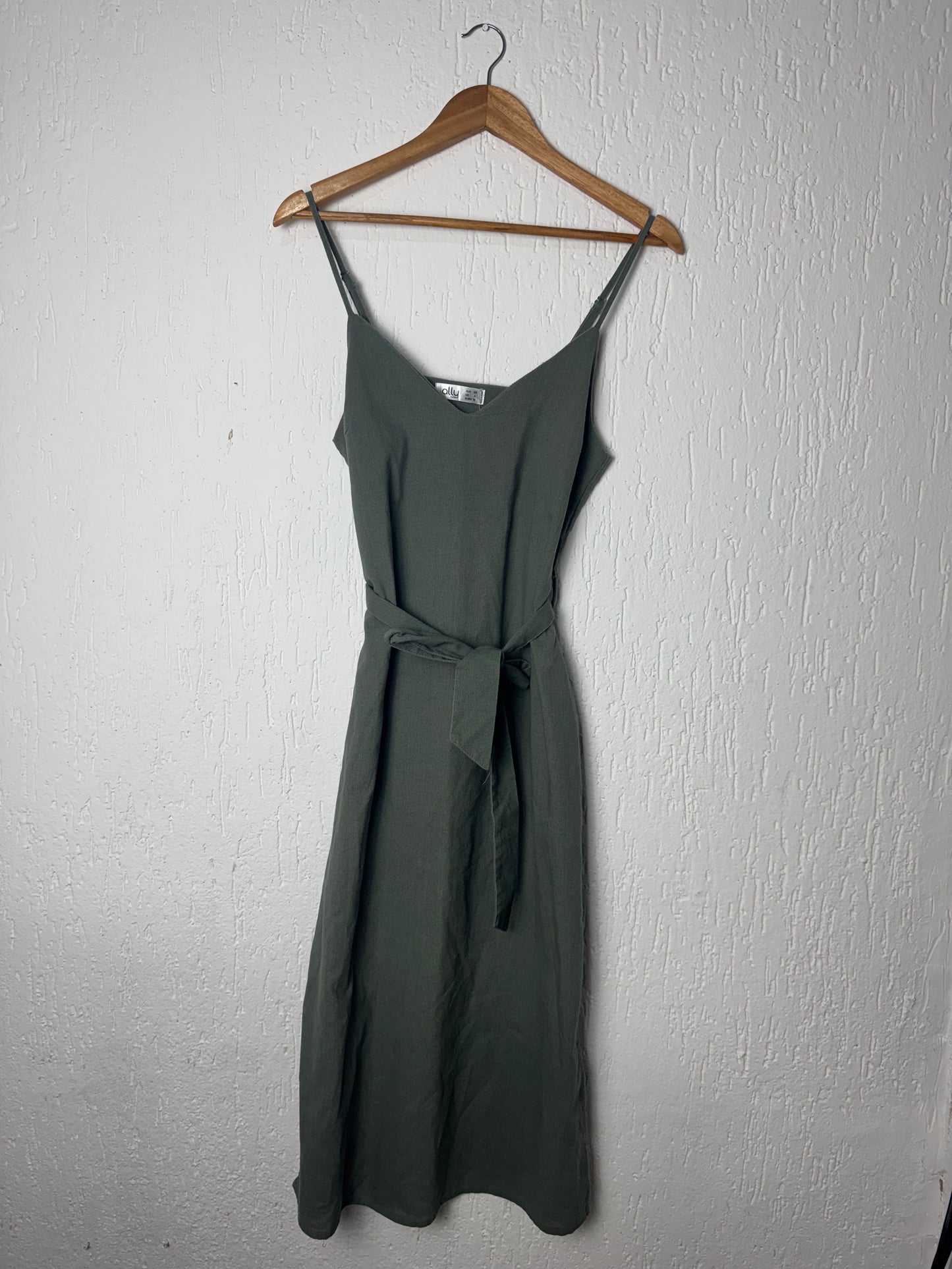 Vestido Feminino Ally Verde Musgo Minimalista