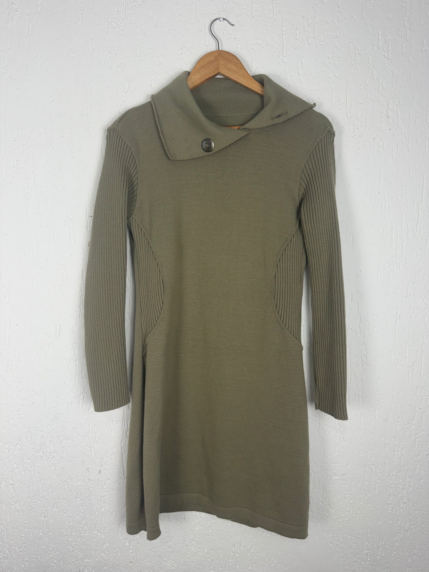 Vestido Tricot Premium Gola Assimétrica
