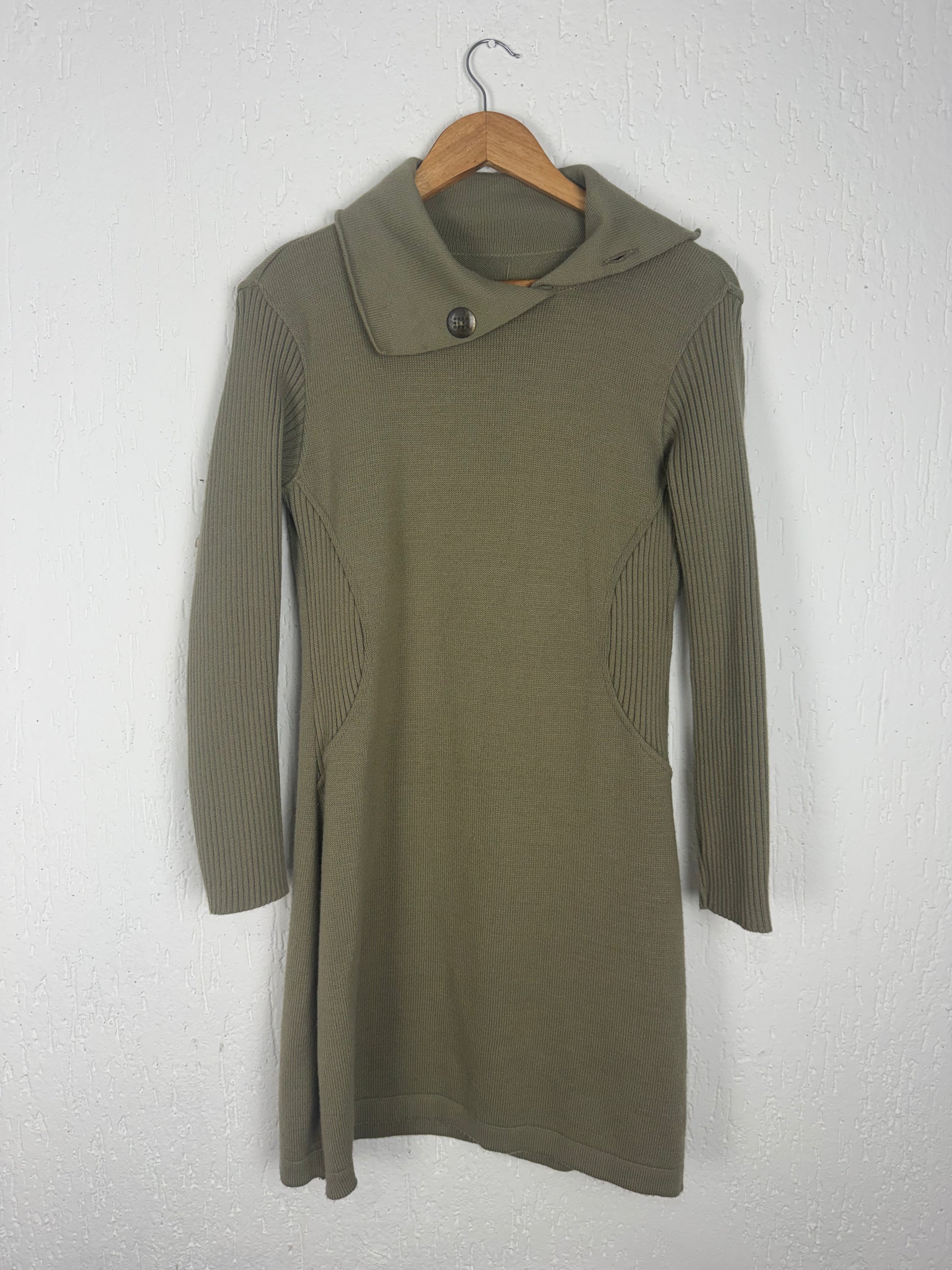Vestido Tricot Premium Gola Assimétrica