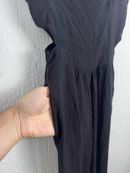 Macacão Pantalona Youcom Preto com Recortes Laterais