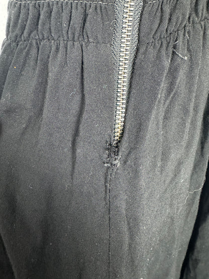Macacão Pantalona Youcom Preto com Recortes Laterais