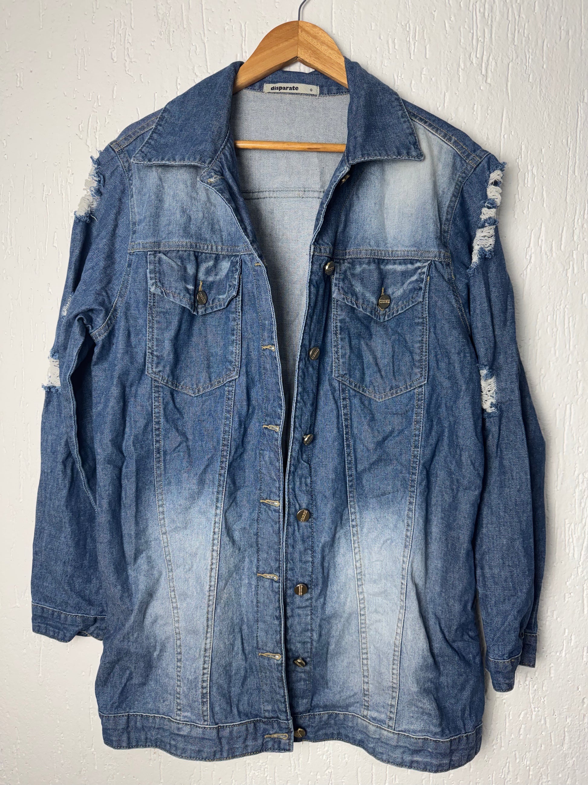 Jaqueta Jeans Oversized Destroyed Alongada Disparate Feminina