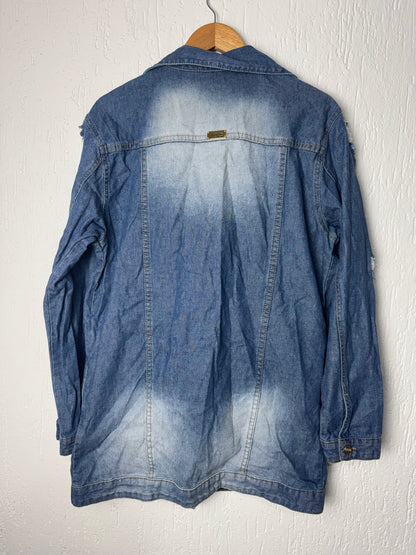 Jaqueta Jeans Oversized Destroyed Alongada Disparate Feminina