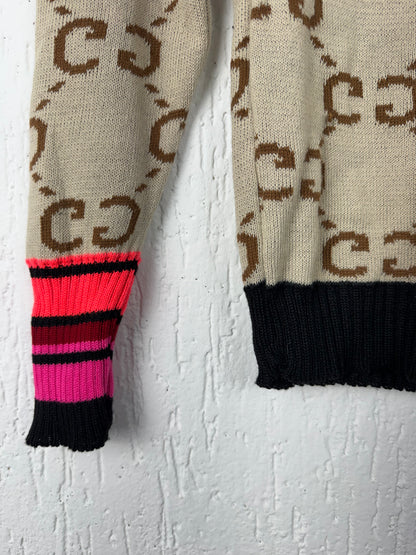Suéter Tricot Bege Estampa Monograma com Punhos Neon