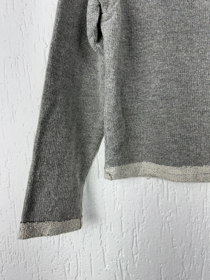 Cropped Tricot Cinza Mescla com Ilhós Metálicos Skara
