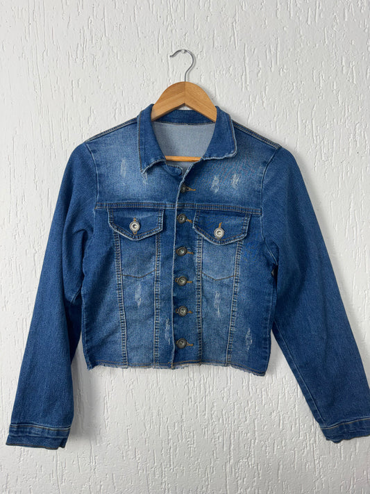 Jaqueta Jeans Cropped Lavagem Média Destroyed