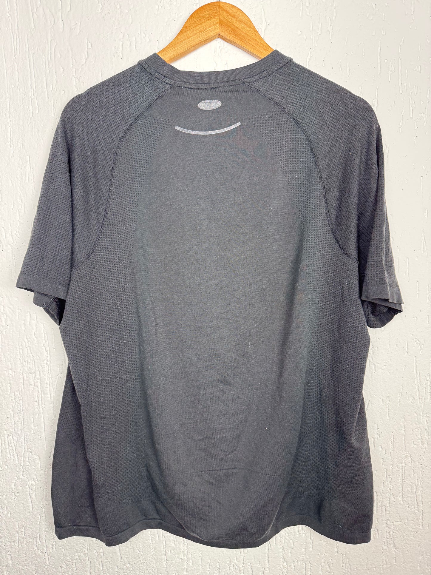Camiseta Adidas Preta Climacool Esportiva