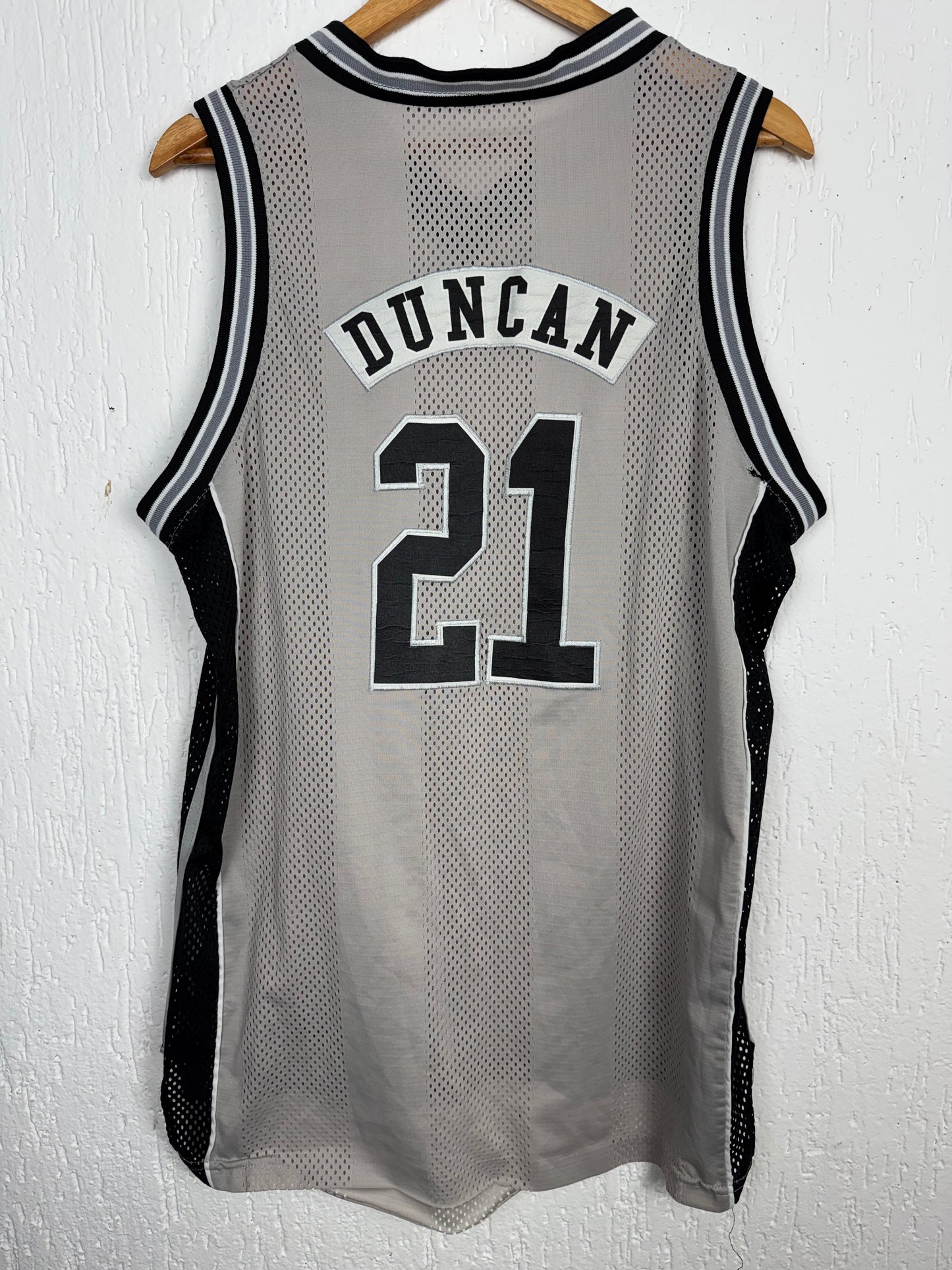Regata NBA Spurs Duncan 21 Cinza