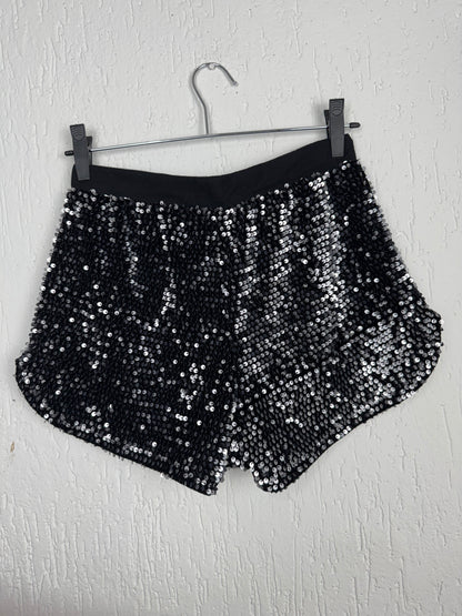 Short Paetê Preto Clockhouse Cintura
